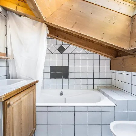 Duplex 3 A - Proche Centre Et Telecabine - Confort - Fr-1-453-49 Apartment *